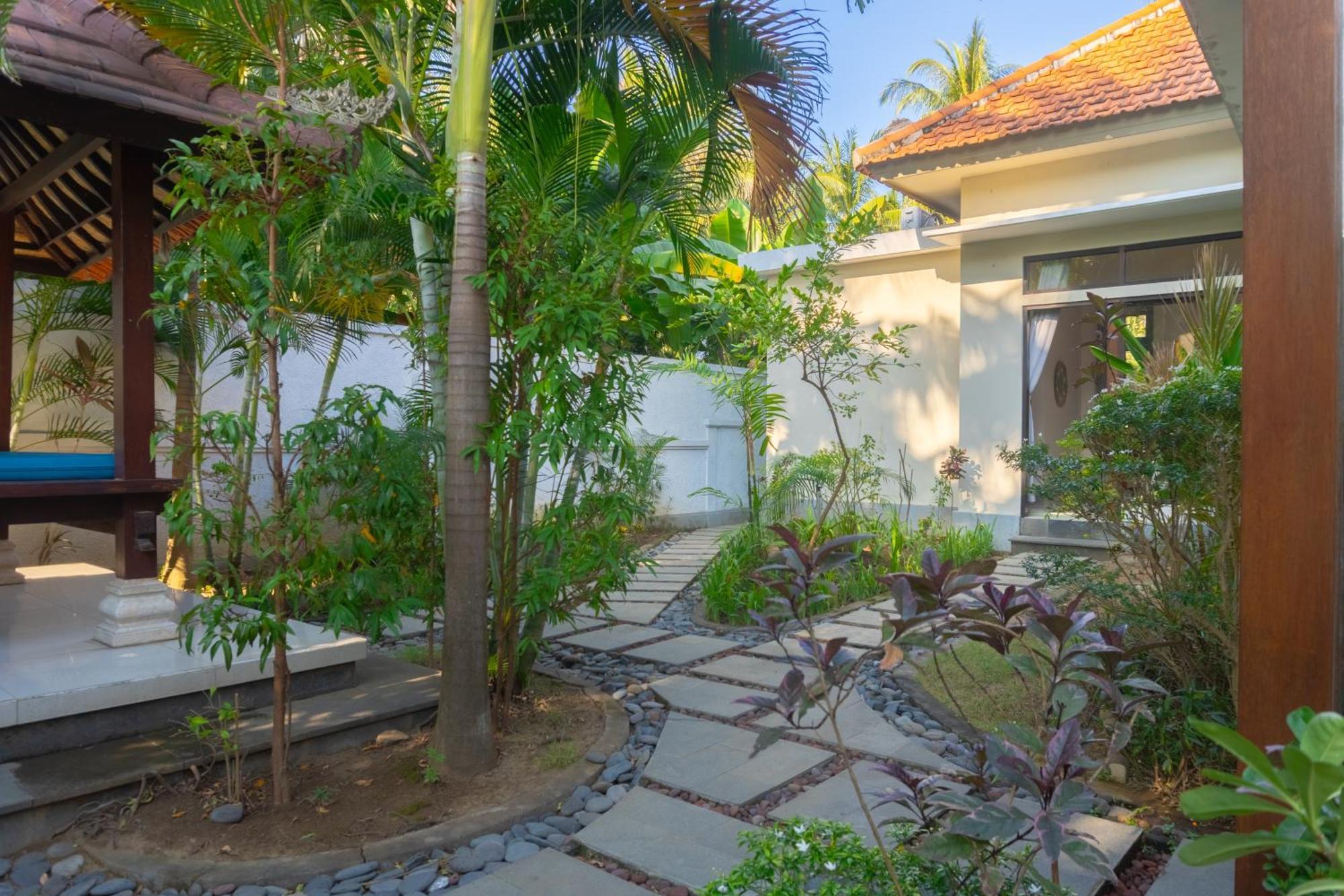 Dani Private Villa - 2Br Private Pool Villa In Tejakula North Bali Gretek Exterior photo